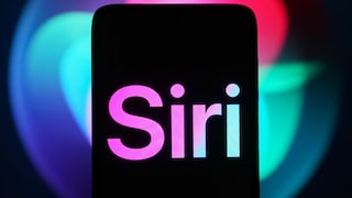 Smartphone mit Siri Text und Logo