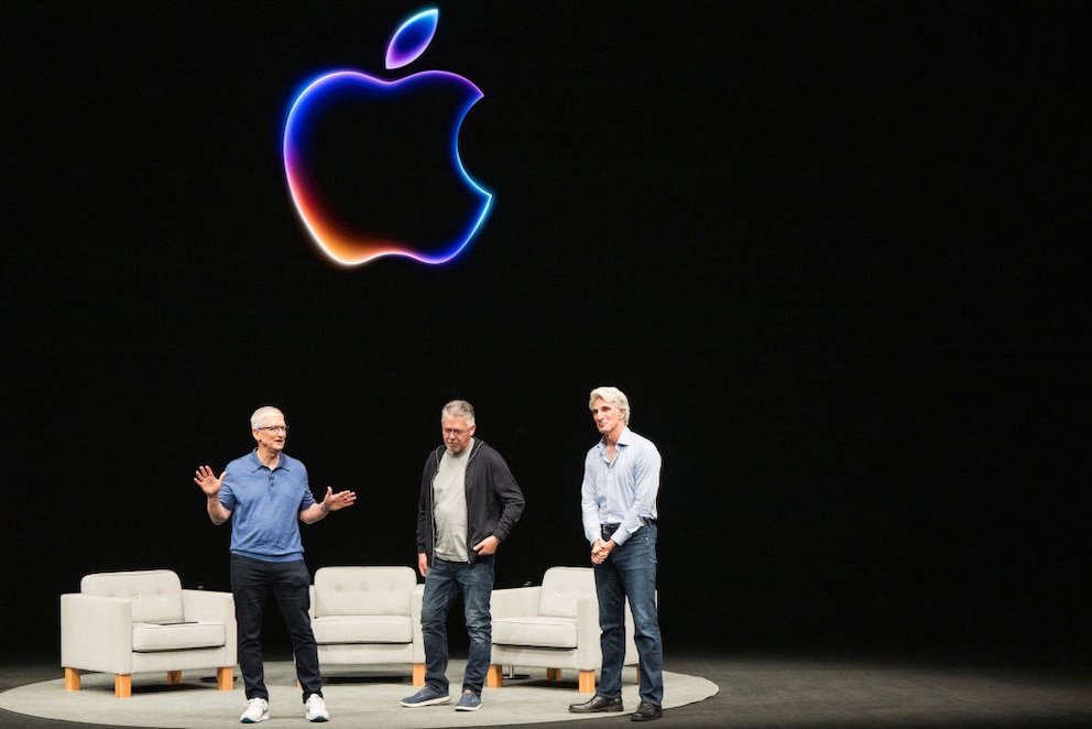 Cook, Giannandrea und Federighi auf der WWDC 2024