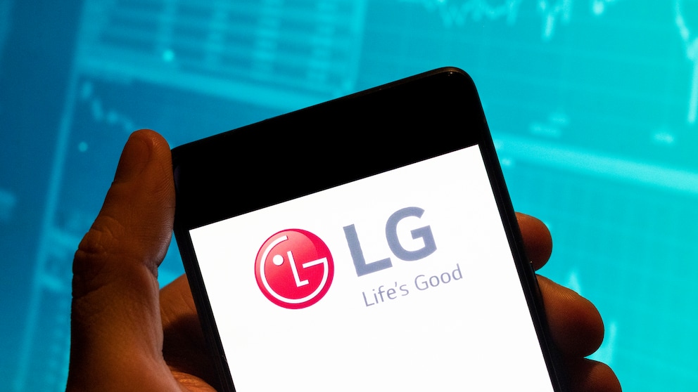 Smartphone mit LG-Logo