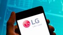 Smartphone mit LG-Logo