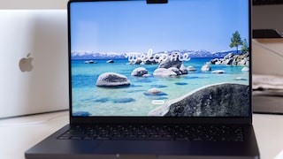 MacBook Pro mit Willkommens-Bildschirm