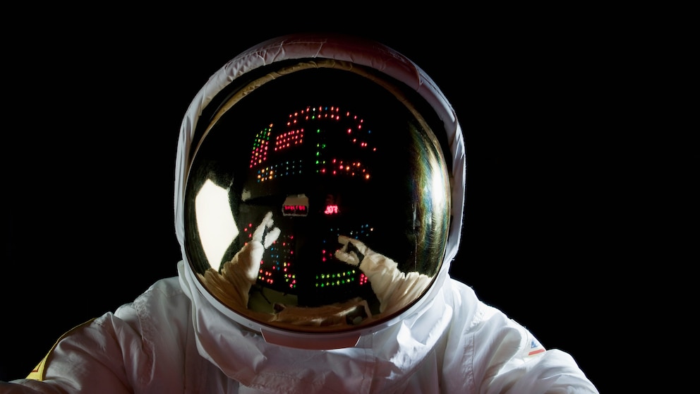 Astronaut im Weltall