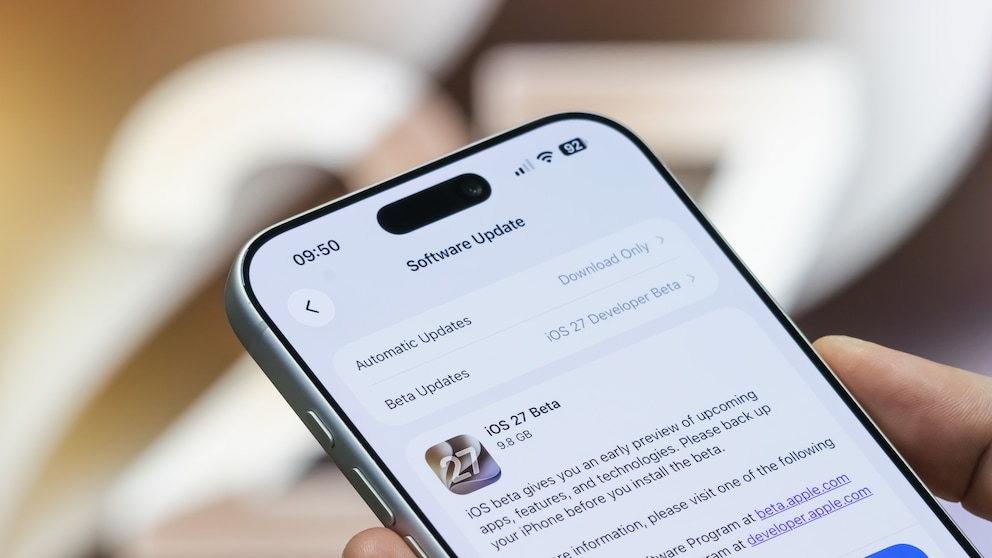 Softwareupdate-Fenster für iOS 27 Beta auf iPhone 17 Pro