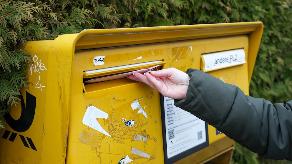 Brief ohne Briefmarke eingeworfen? Das passiert jetzt mit der Sendung