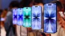 iPhone-17-Einheiten aufgereiht