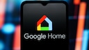 Das Logo von Google Home auf einem Smartphone