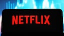 Netflix Logo vor Graph
