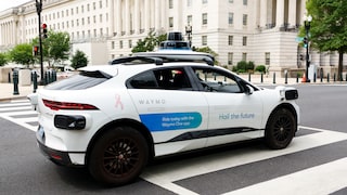 Waymo autonomes Taxi auf der Straße