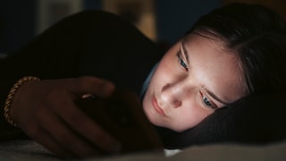 Gegen Handysucht gibt eine Neurowissenschaftlerin konkrete Tipps