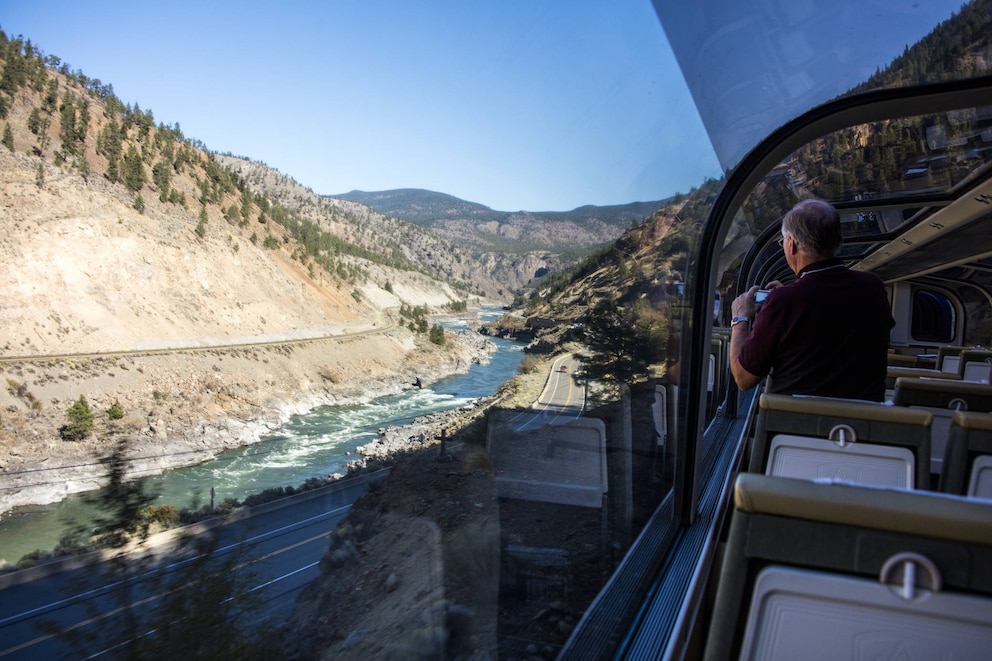 Die Fahrt mit dem Via Rail durch Kanada bietet für Gäste zahlreiche Natur-Highlights