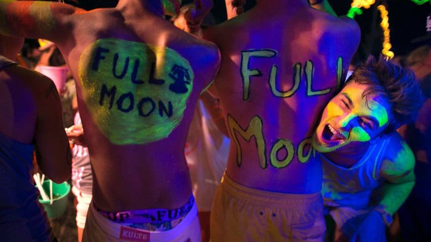 Die sogenannten Full-Moon-Partys von Koh Phangan sind seit etwa 30 Jahren das Urlaubshighlight vieler Thailand-Touristen