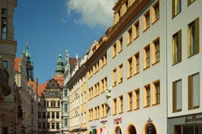 Von außen kaum als Hotel erkennbar: das Gebäude, in dem das Swissôtel Dresden seine Räume hat