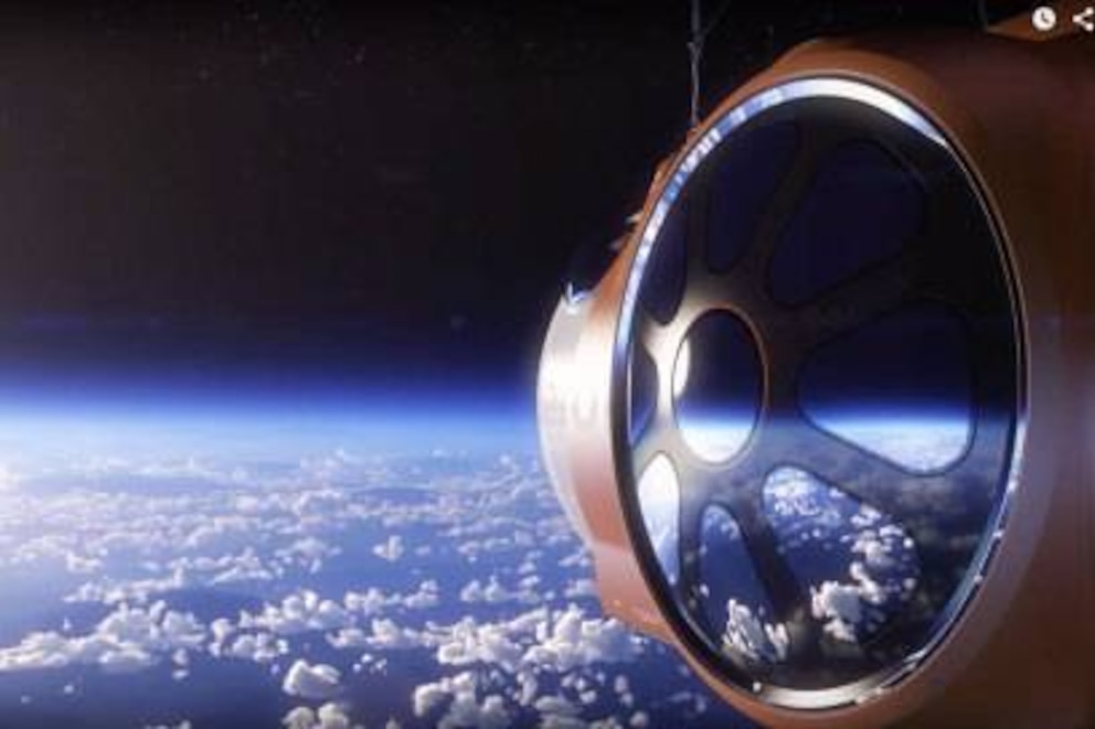 Weltraum-Blicke aus der Luxus-Kapsel: Solche Panoramen verspricht die Space-Firma den zukünftigen Passagieren