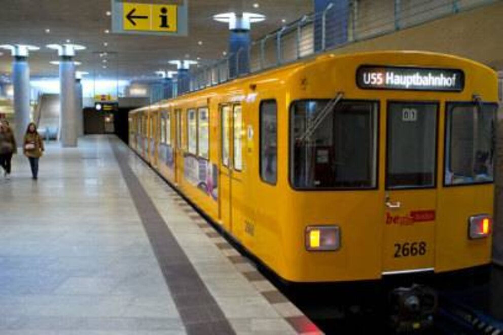 Die U55 an ihrer Endstelle im Hauptbahnhof