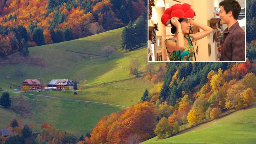 Berghänge mit schmucken Häusern: Das lieben Touristen am Schwarzwald