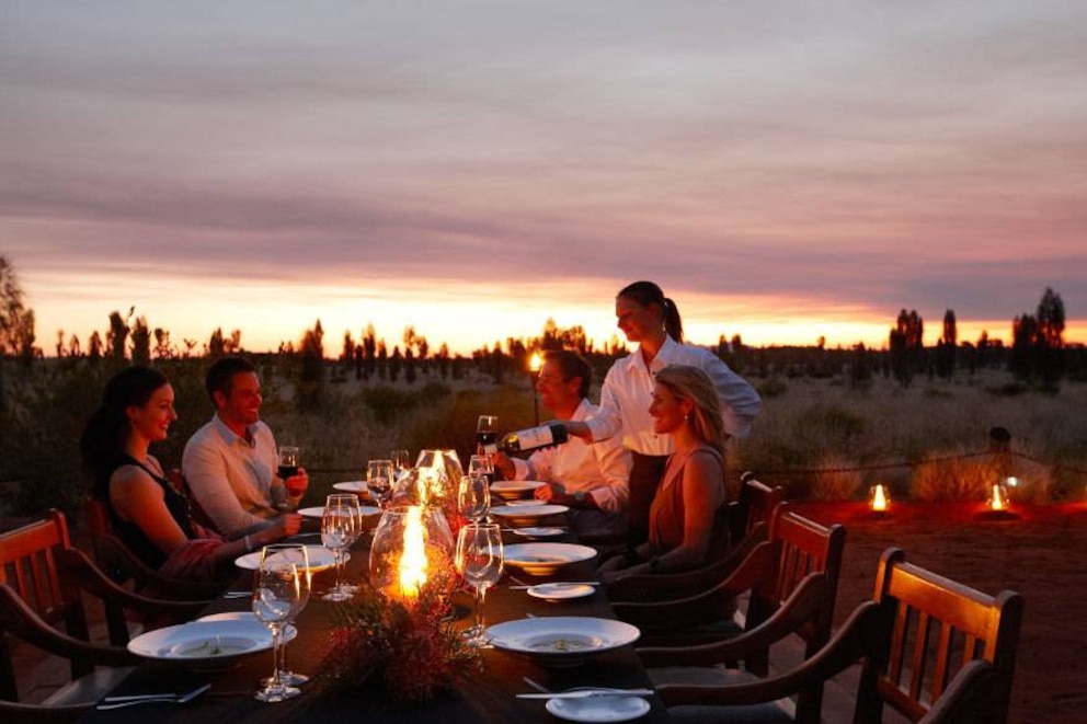 Paradies für Sternegucker im Outback: Gäste des Ayersrock Resorts können beim abendlichen Dinner die Sterne studieren