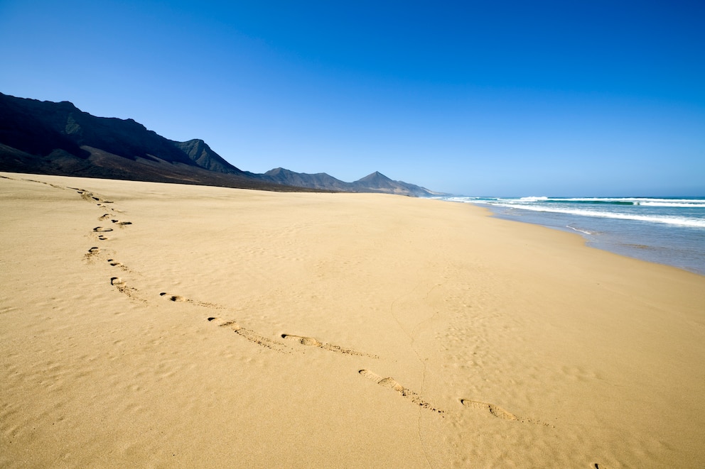 Je nach Jahreszeit hat man die Playa de Cofete auf Fuerteventura ganz für sich allein.<br>Foto: Getty Images