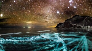 Baikalsee, Sibirien, bei Nacht