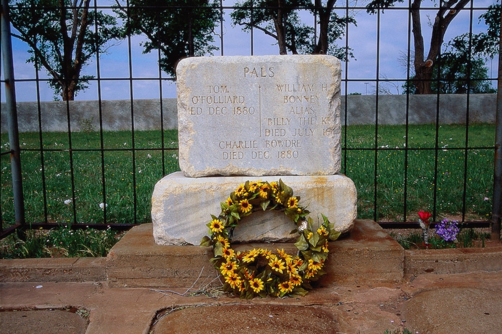 Der Grabstein von Billy the Kid in Fort Sumner