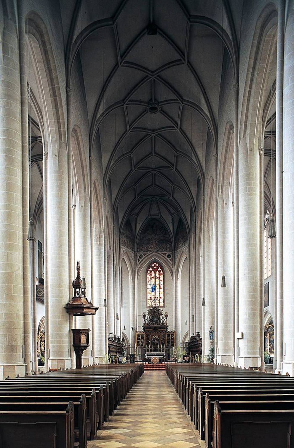 Das gotische Münster ist im 15. und 16. Jahrhundert erbaut worden