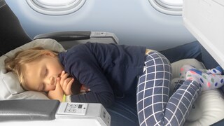 Der Fly LegsUp soll Kindern eine ruhige Flugreise bescheren – und damit auch deren Eltern