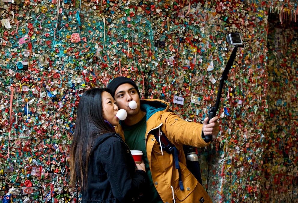 Seattle Gum Wall, Kaugummi