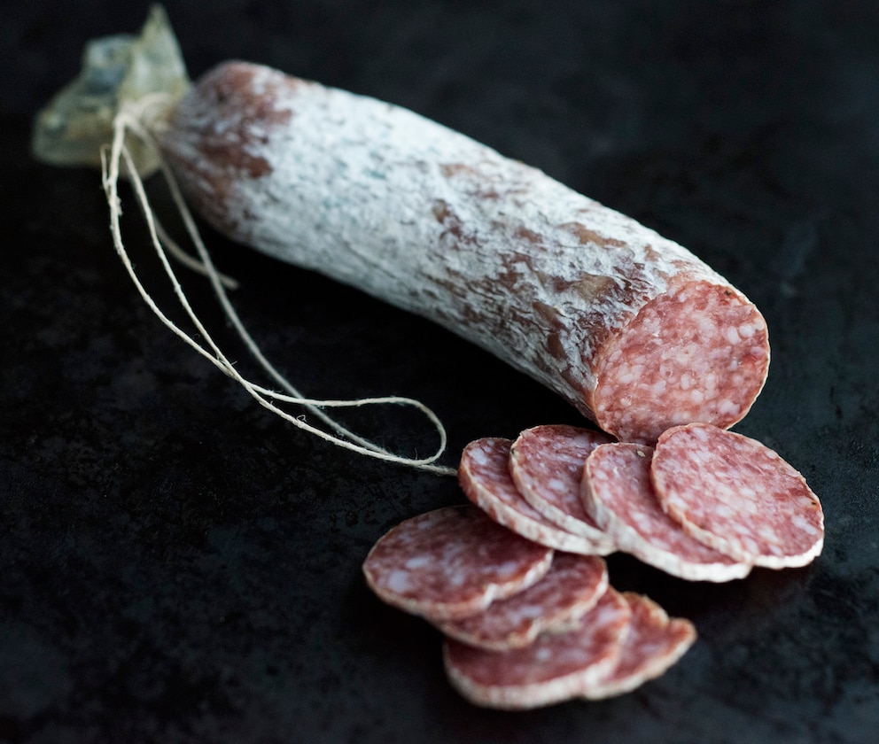  Salami sollte, vor allem bei empfindlichen Menschen, besser nicht auf dem Speiseplan stehen