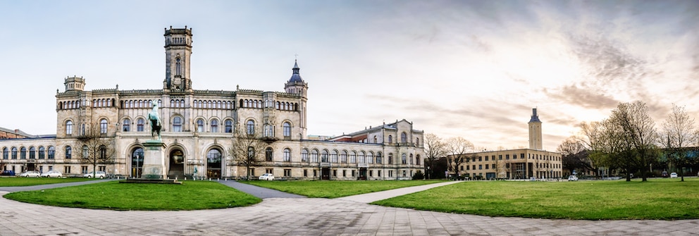 Nicht nur für Studenten: die Leibniz-Universität Hannover mit dem Welfenschloss