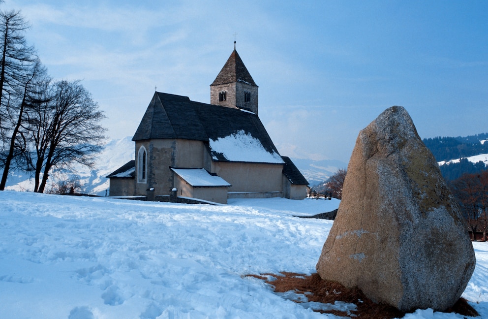 Das Wahrzeichen des Ortes: die Remigiuskirche