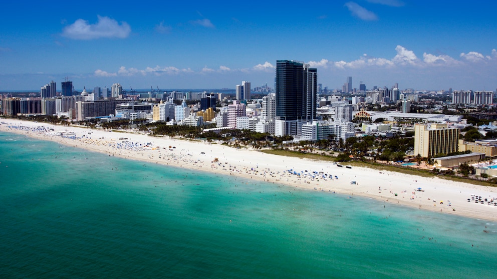 Strand, Metropolen-Feeling und fast schon eine Sonnen-Garantie gibt's in Miami. Doch Florida hat noch mehr zu bieten. Klicken Sie sich durch die Fotogalerie!