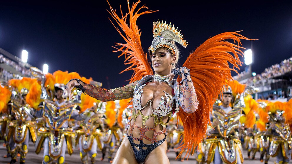 Karneval in Rio ,Tänzerin der Sambaschule Unidos da Tijuca