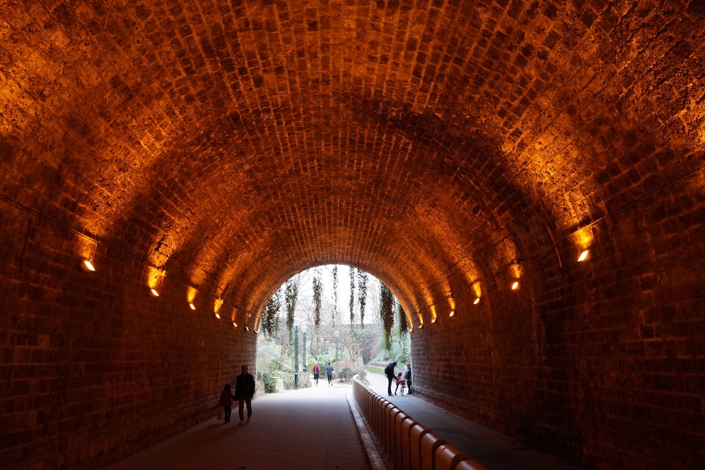 In den Tunneln der Coulée Verte