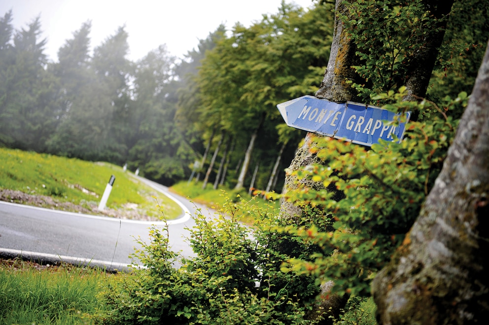 Auffahrt zum Monte Grappa