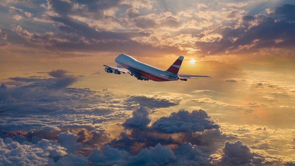 Flugzeug Sonnenuntergang
