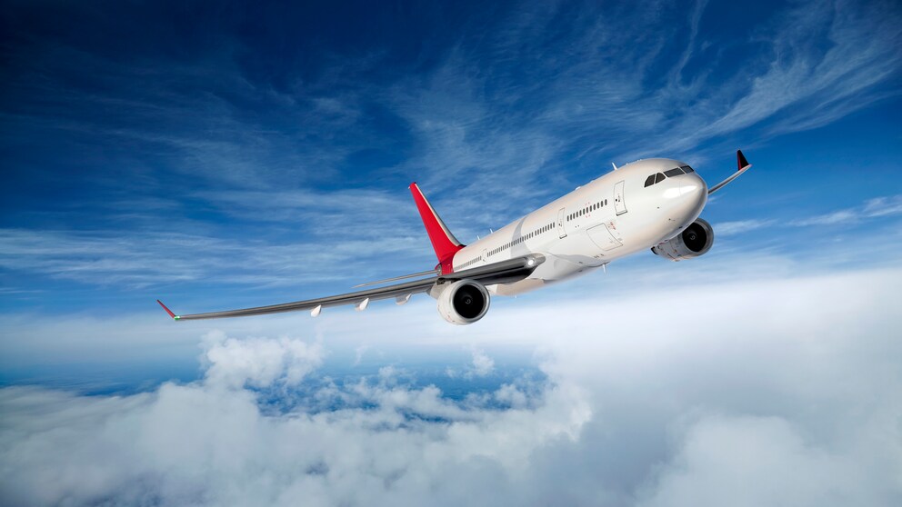 Flugzeug, Himmel