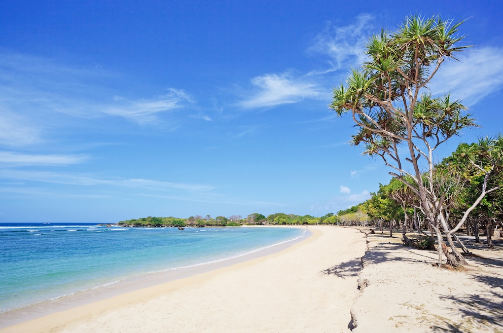 Ein einsamer Strand in Nusa Dua, Bali