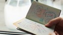 Reisepass voller Stempel