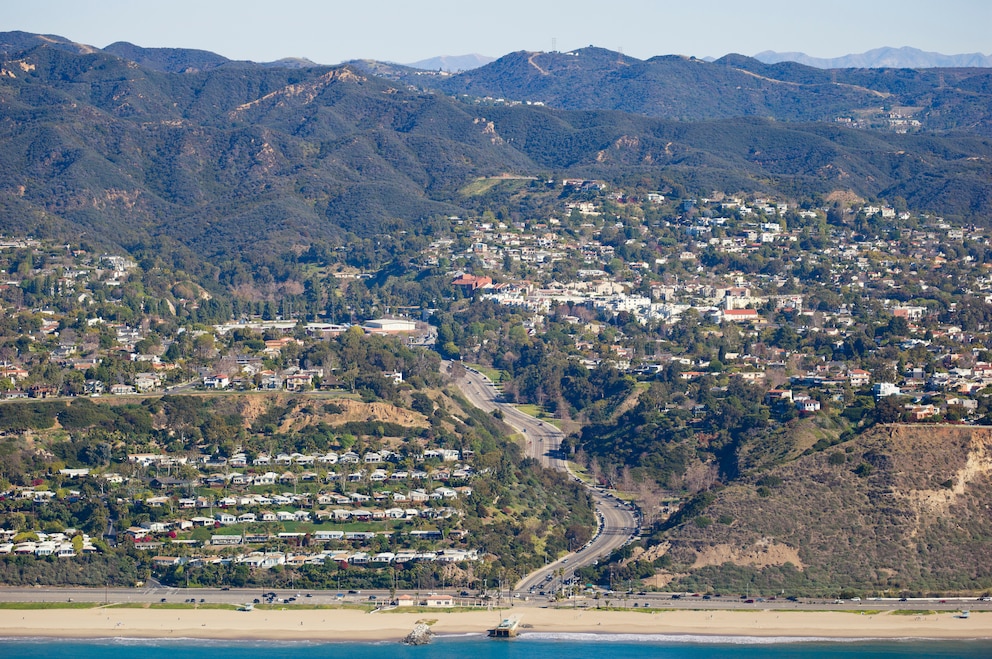 Die Villen der Reichen in Pacific Palisades