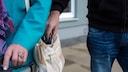 Taschendiebe haben bei Touristen oft leichtes Spiel. Doch wenn Portemonnaie oder Pass weg sind, wird es sehr ärgerlich