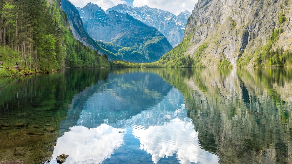 Obersee im Nationalpark Berchtesgaden in Bayern