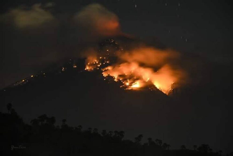 Vulkan Agung auf Bali, Indonesien