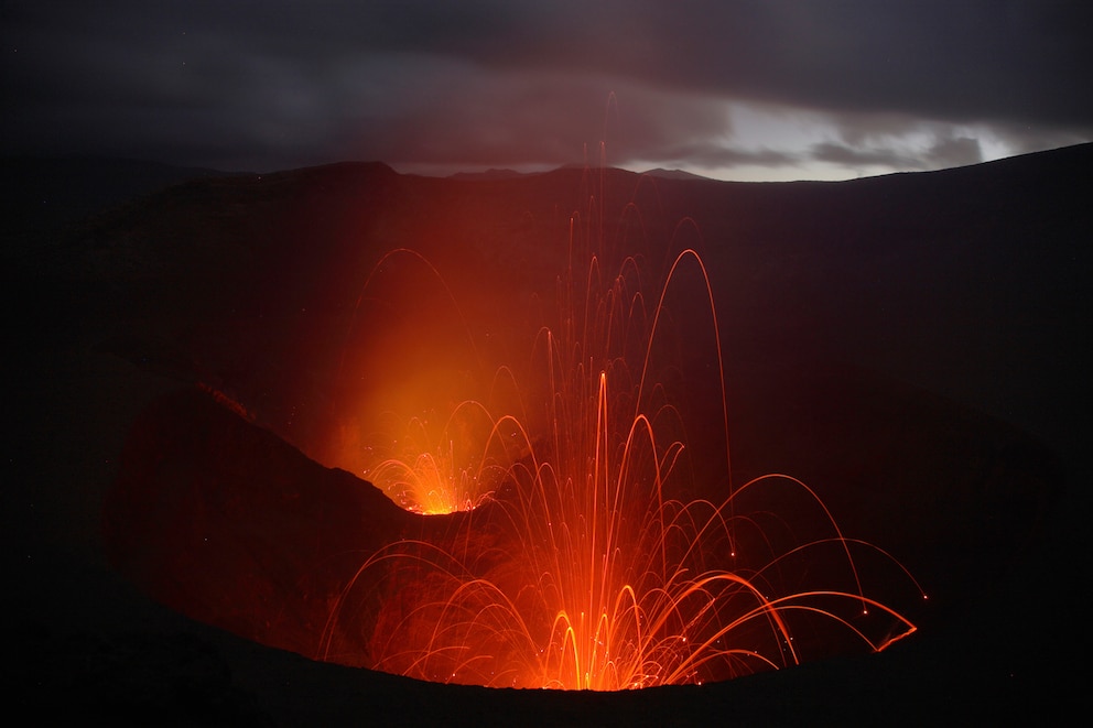 Eruption Vulkan Yasur auf Tanna