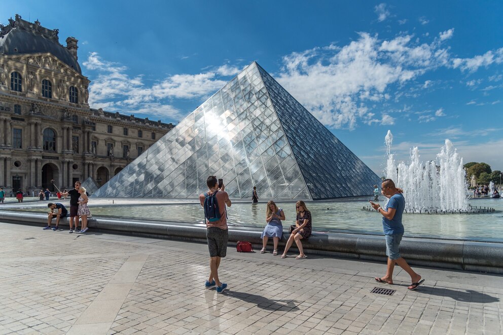 Louvre