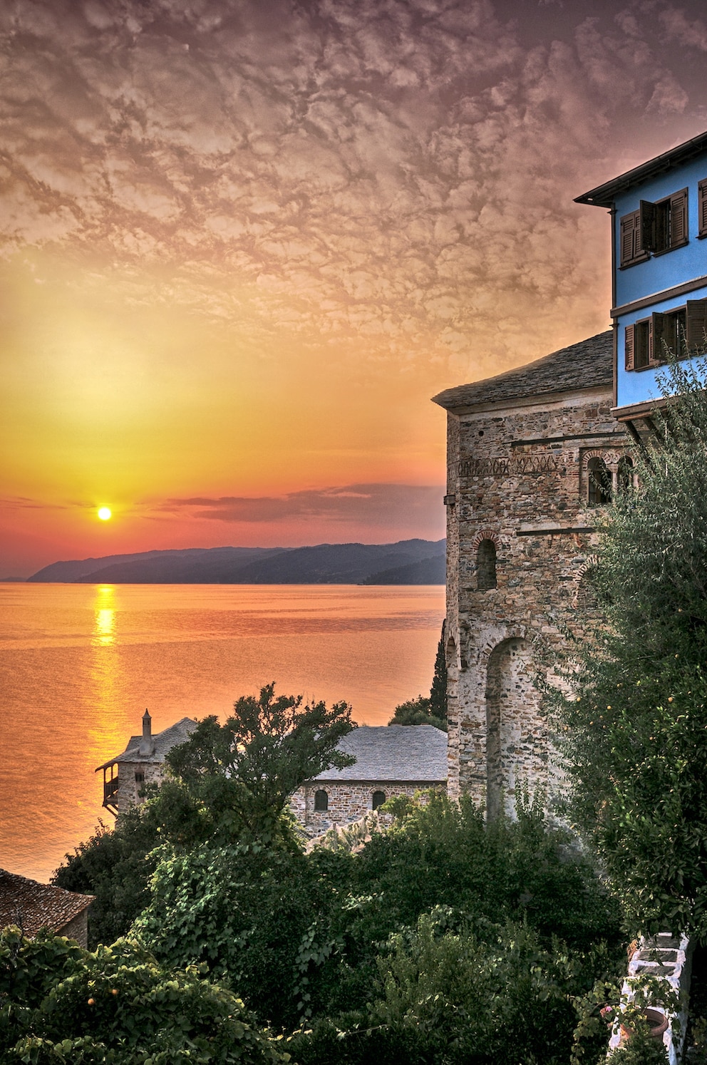 Sonnenuntergang vom Kloster Dochiariou aus gesehen