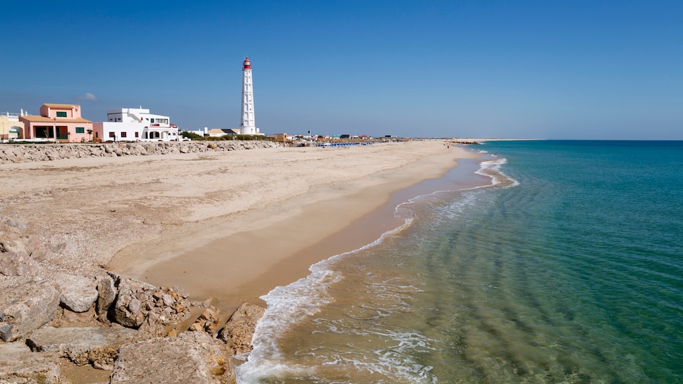 Die Insel Farol im Fluss Formosa