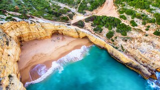 Strand an der Algarve in Portugal