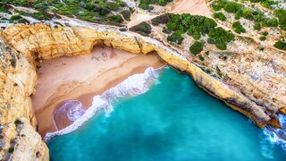 Strand an der Algarve in Portugal