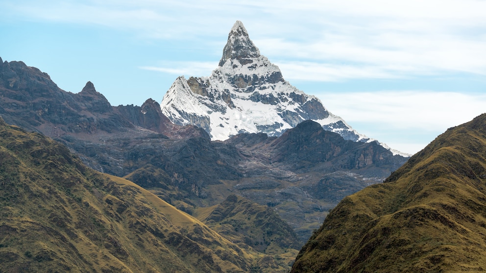 Alpamayo in Peru