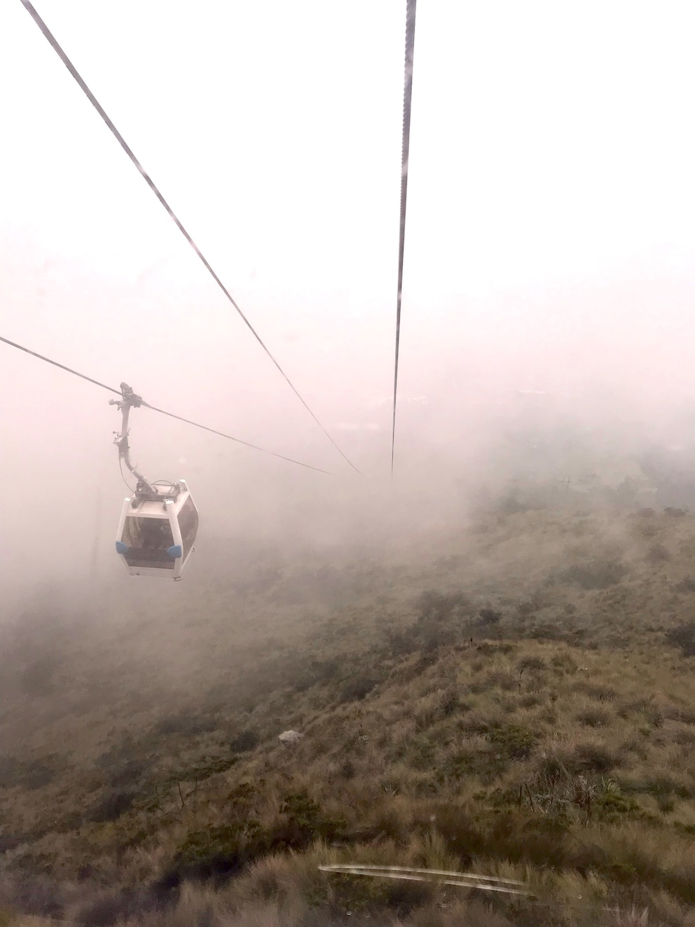 Mit einer Seilbahn kann man in Quito auf 4.050 Meter Höhe gelangen