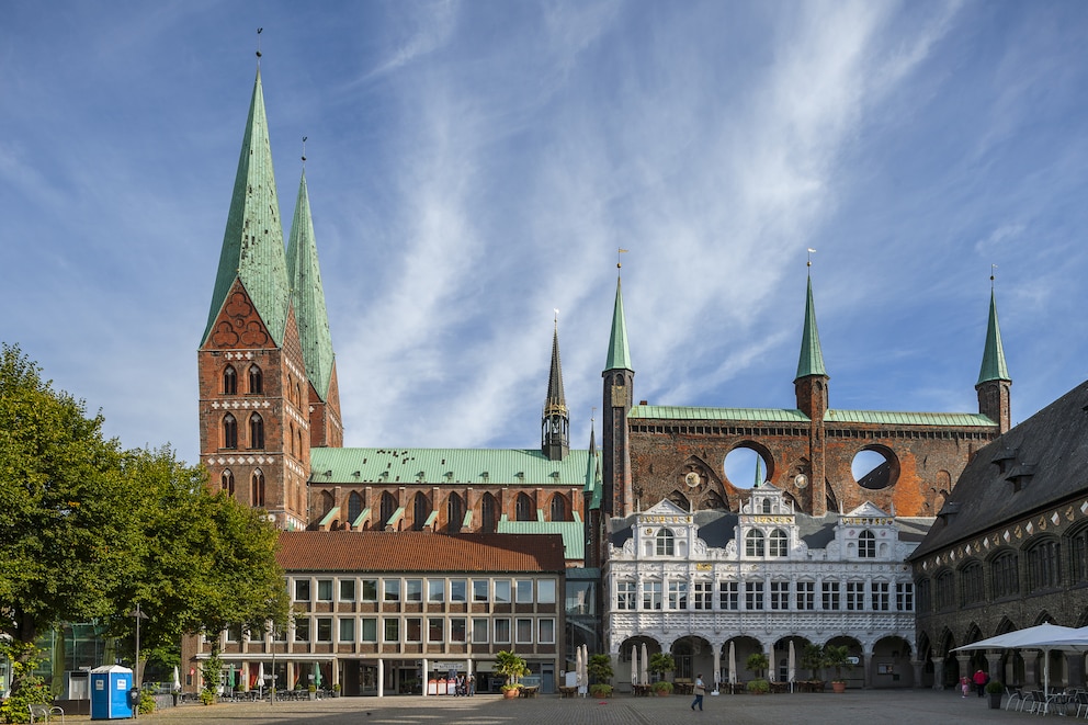 Marienkirche und das Rathaus von Lübeck